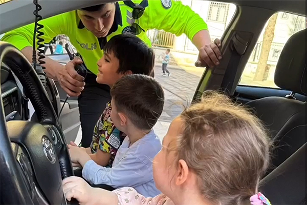 Trafik Tescil ve Denetleme Şube Müdürlüğümüzce “Karayolu Trafik Haftası” kapsamında eğitim verildi.